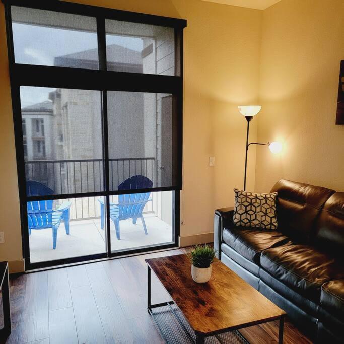 Relaxing Pool View Apt Reliant Stadium/Medical Center هيوستن المظهر الخارجي الصورة